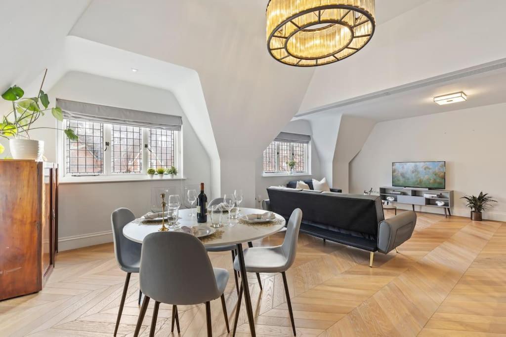 Luxury 3 Bed Flat In Kensington Lejlighed London Eksteriør billede