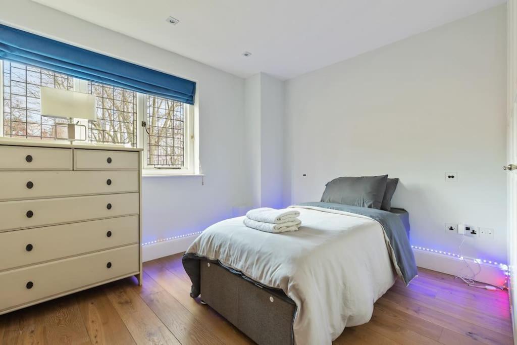 Luxury 3 Bed Flat In Kensington Lejlighed London Eksteriør billede